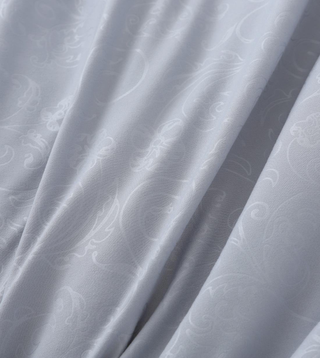 Anti-bacterial Charcoal Silk Four Season Quilt (VP000BSS)