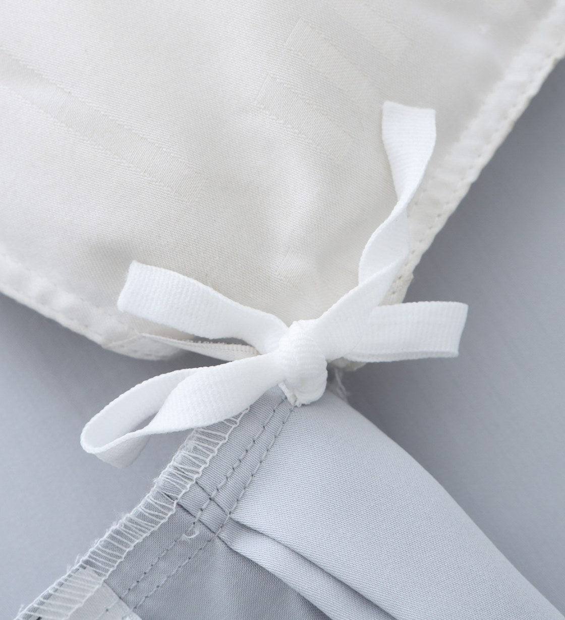 1300 Threads Uplift-Dry & Glow Series - Cloudy Water Blue (AU004)