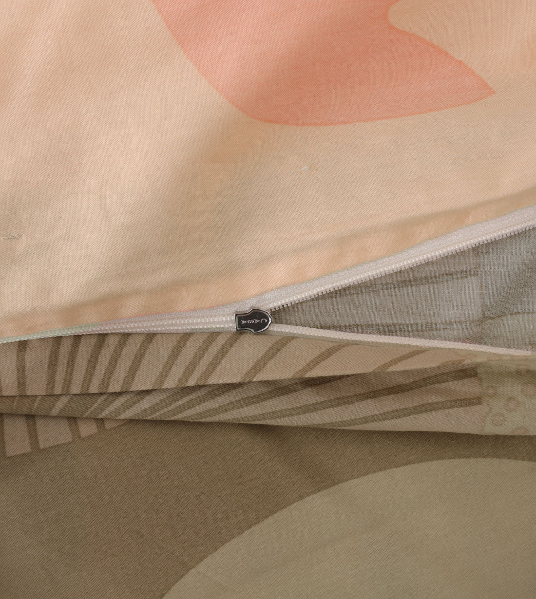 850 Threads Alluring Silky Series (AC001)