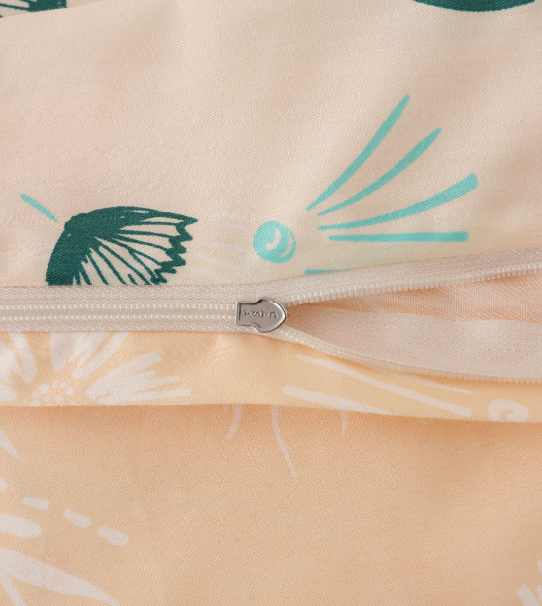 850 Threads Alluring Silky Series (AC002)