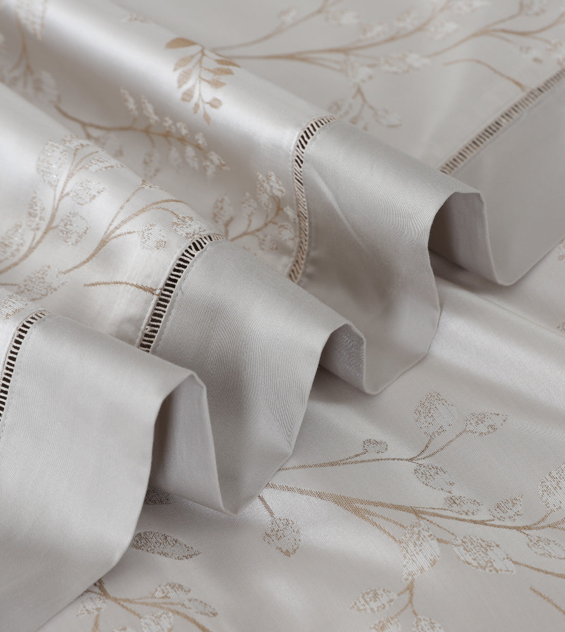 Catania Silver Thread Jacquard Series (JP302)