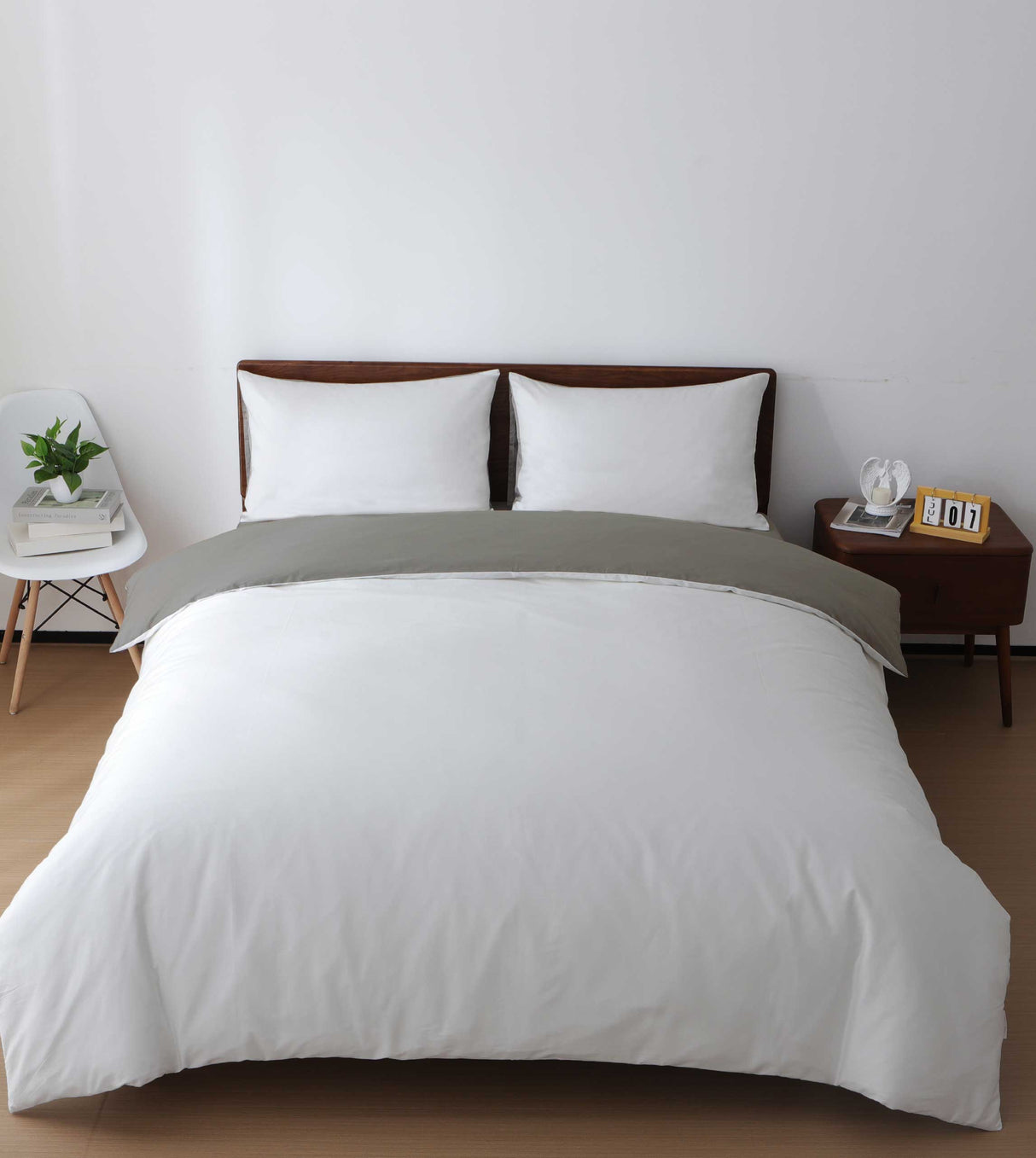 Sicili 1200 Threads Long-staple Cotton Solid Colour Series - Off-white with Metallic Silver (SP148)