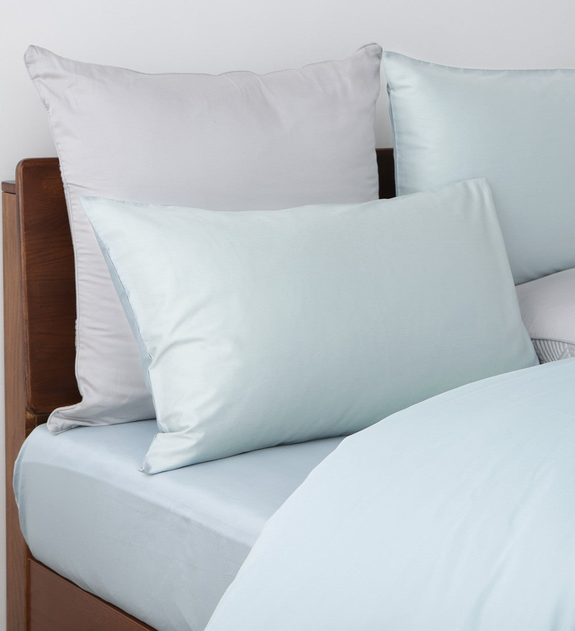 Sicili 1200 Threads Long-staple Cotton Solid Colour Series - Light blue with Mist Water Blue (SP169)