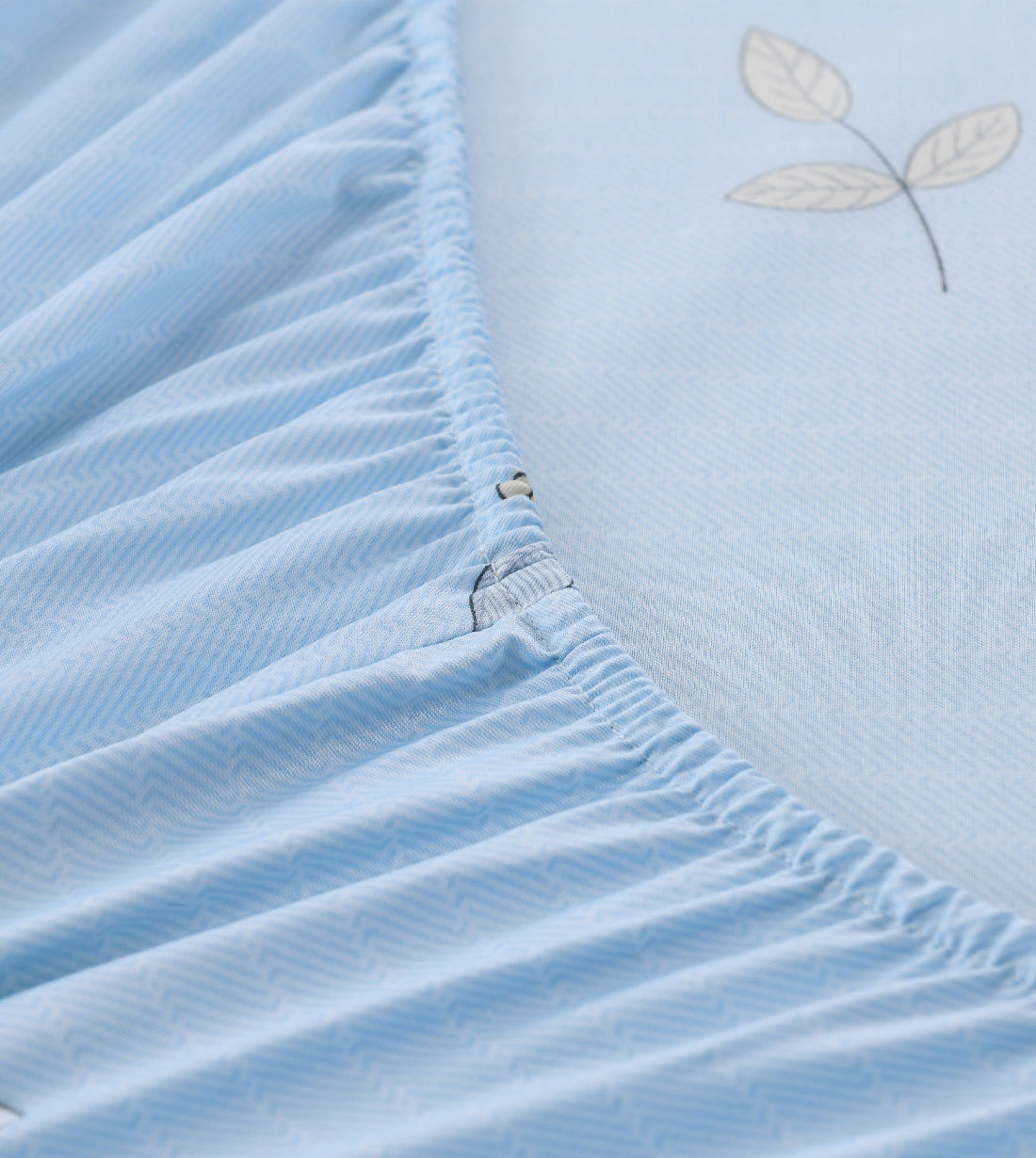 Sicili 900 Threads 3M™ Vibrant Silk Series (TD020)