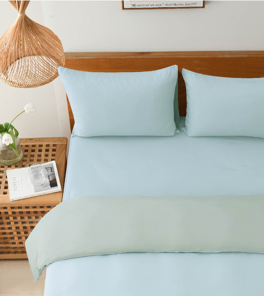 Sicili 1200 Threads IceFlow Series - Misty Blue with Pale Green (TP105)