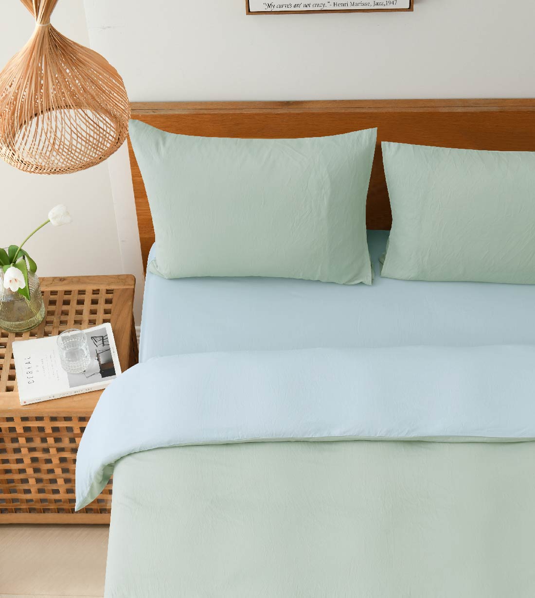 Sicili 1200 Threads IceFlow Series - Misty Blue with Pale Green (TP105)