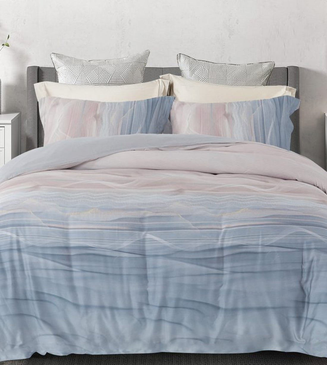 1300 Threads Magic Silk Series (VE049)