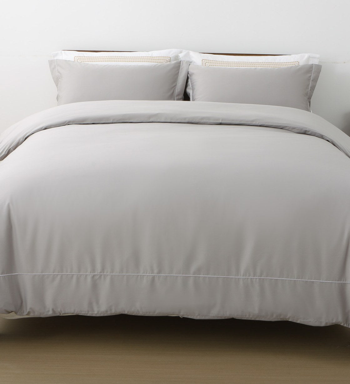 1300 Threads Uplift-Dry & Glow Series - Phantom Grey (AU005)
