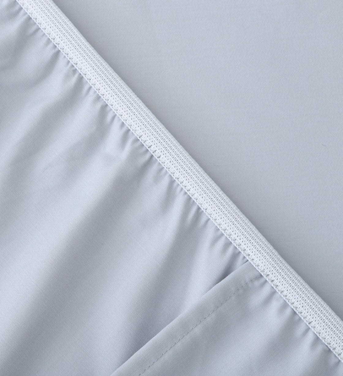 1300 Threads Uplift-Dry & Glow Series - Cloudy Water Blue (AU004)